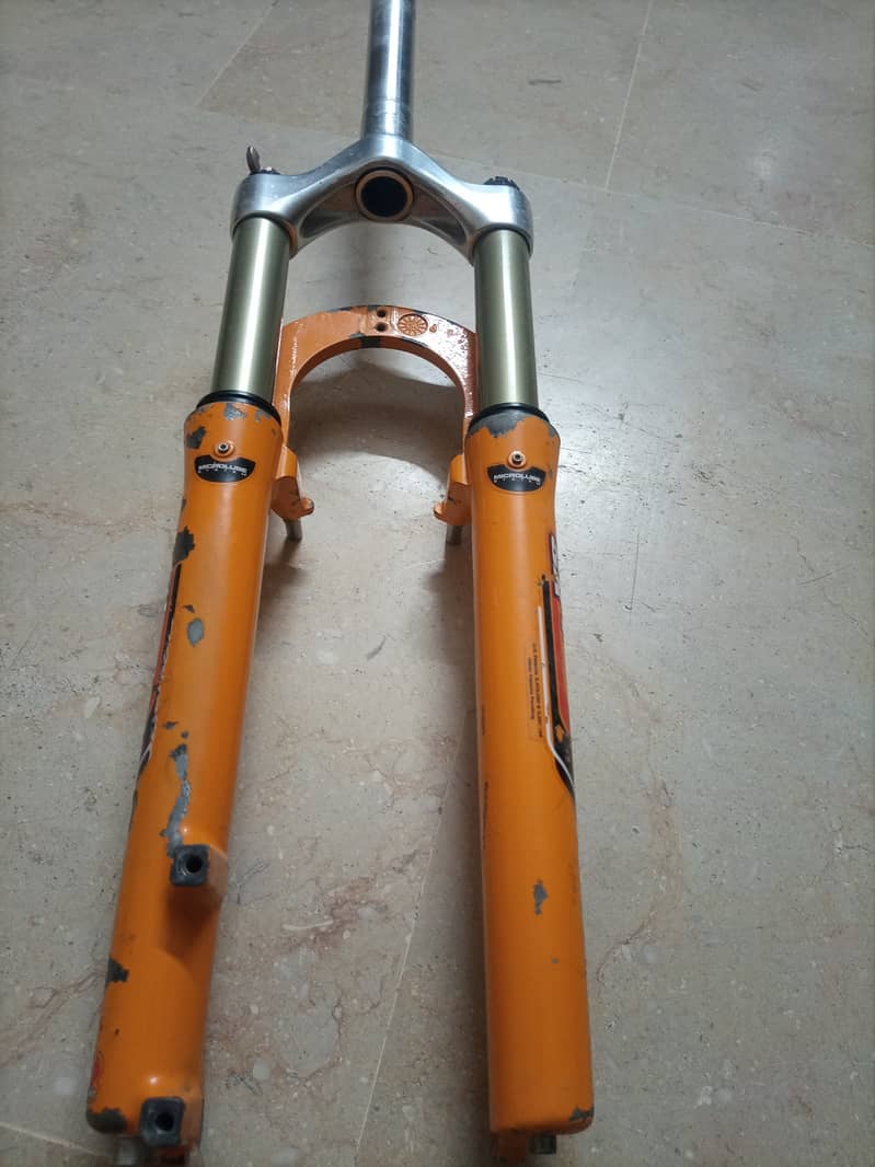 Hydraulic fork 4