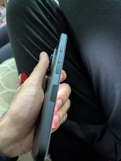 Apple iPhone 16 Pro
