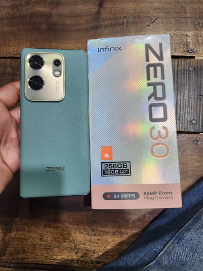 Infinix Zero 30 (8+8/256gb)  box and charger and pouch