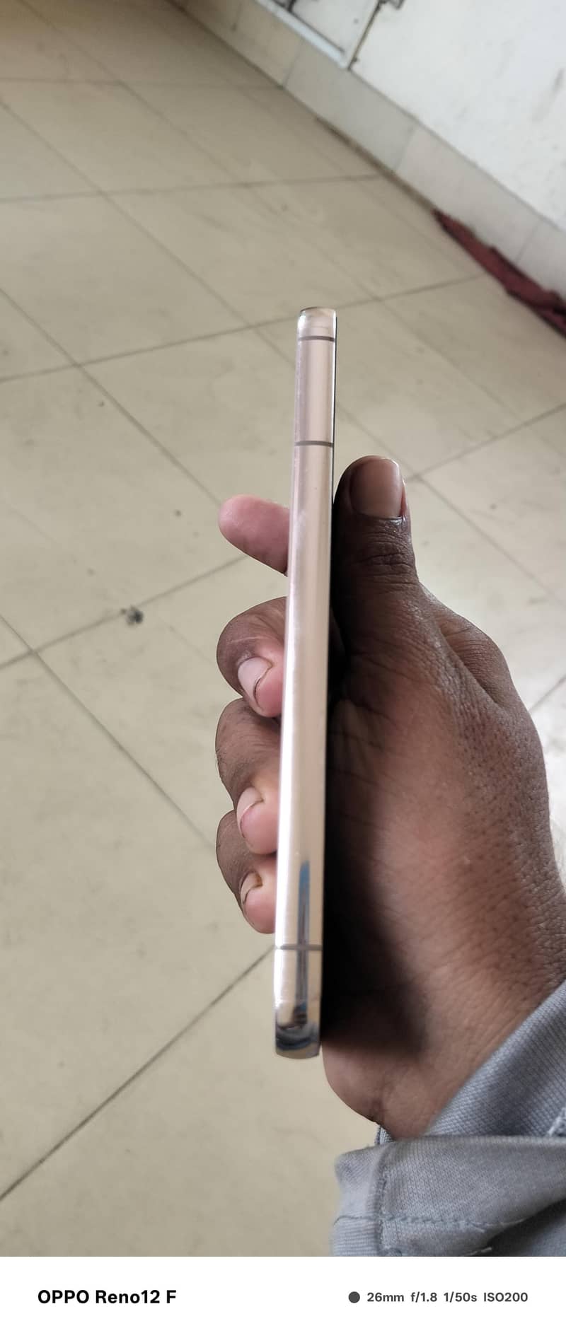 Samsung Mobile S22 6