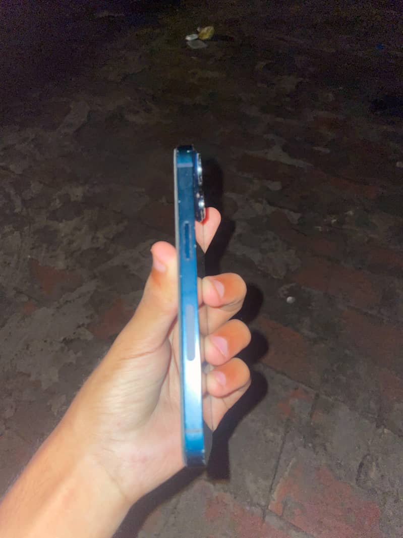Apple iPhone 14 1