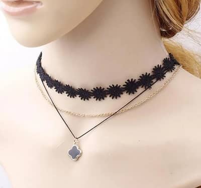 Black lace choker with pendent for women