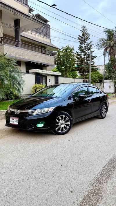 CIVIC REBIRTH 2013 AUTO/B2B ORIGINAL CONDITION JUST LIKE BRAND NEW CAR