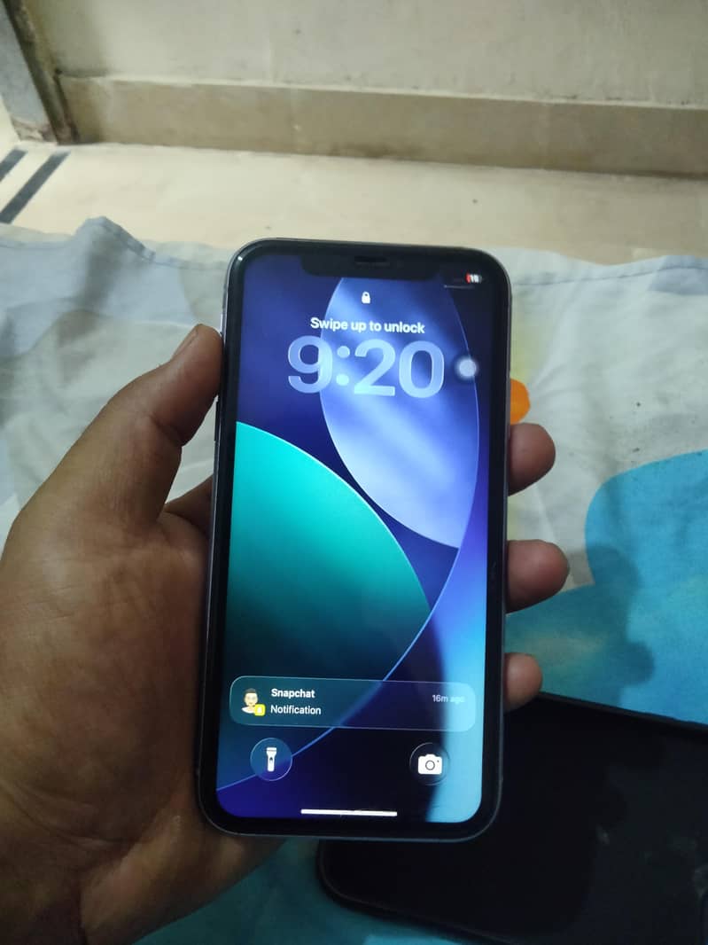 Apple iPhone 11 0