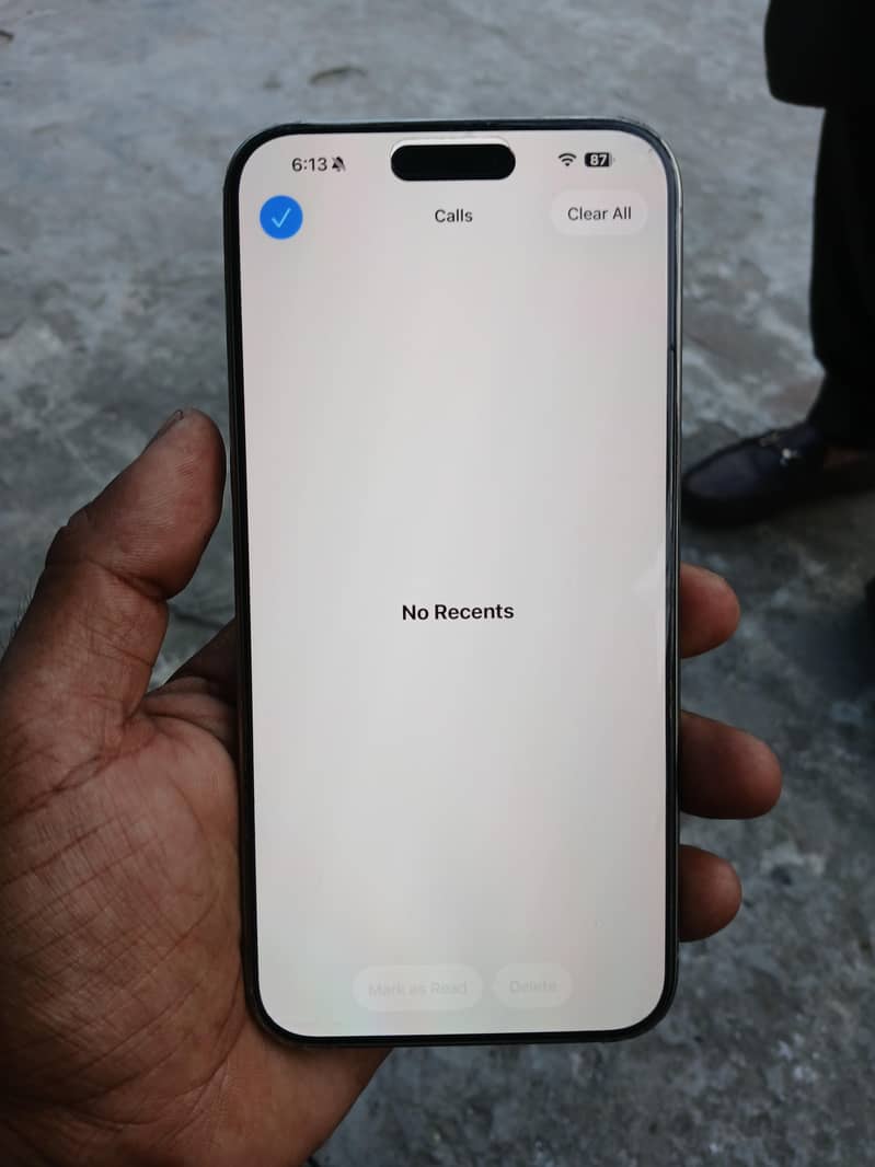 Apple iPhone 15 Pro Max 4
