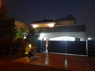 1 KANAL ELEGANT AND FULLY MAINTAINED SUPER HOT LOCATED BUNGALOW IS AVAILABLE IN THE BEST BLOCK OF DHA LAHORE.