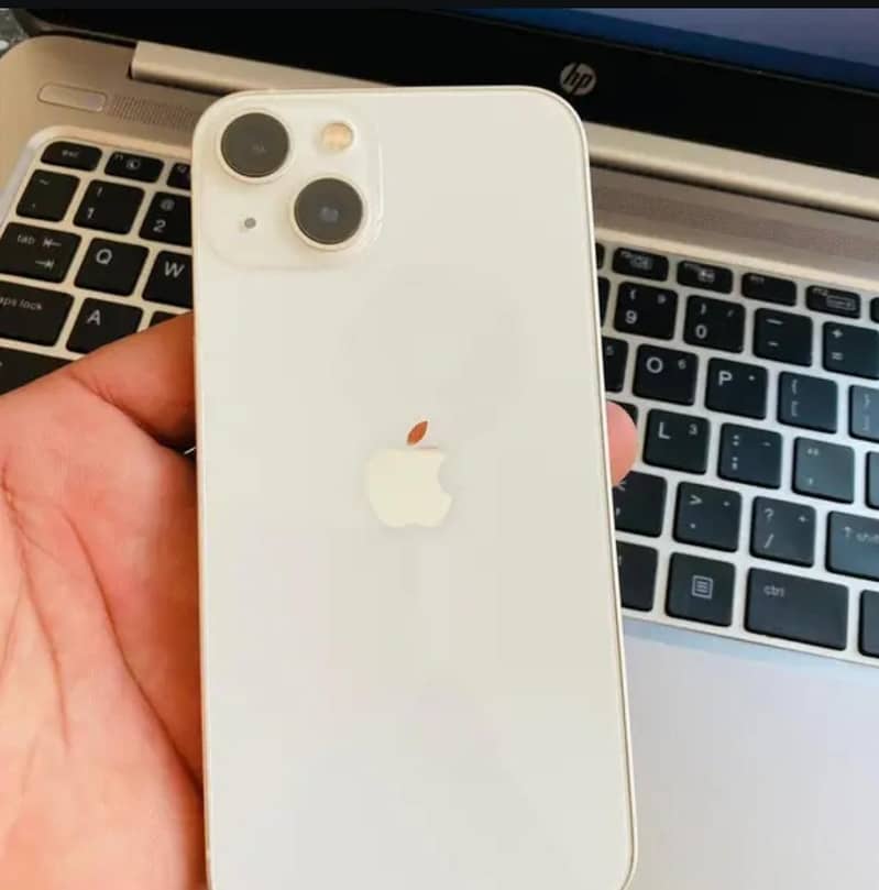 Apple iPhone 13 1