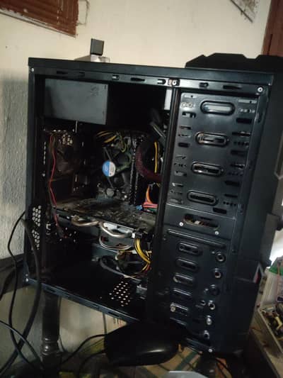 CPU core i5 3rd generation 16gb SSD 128 hrd 256 grafics nvidia GTX/960