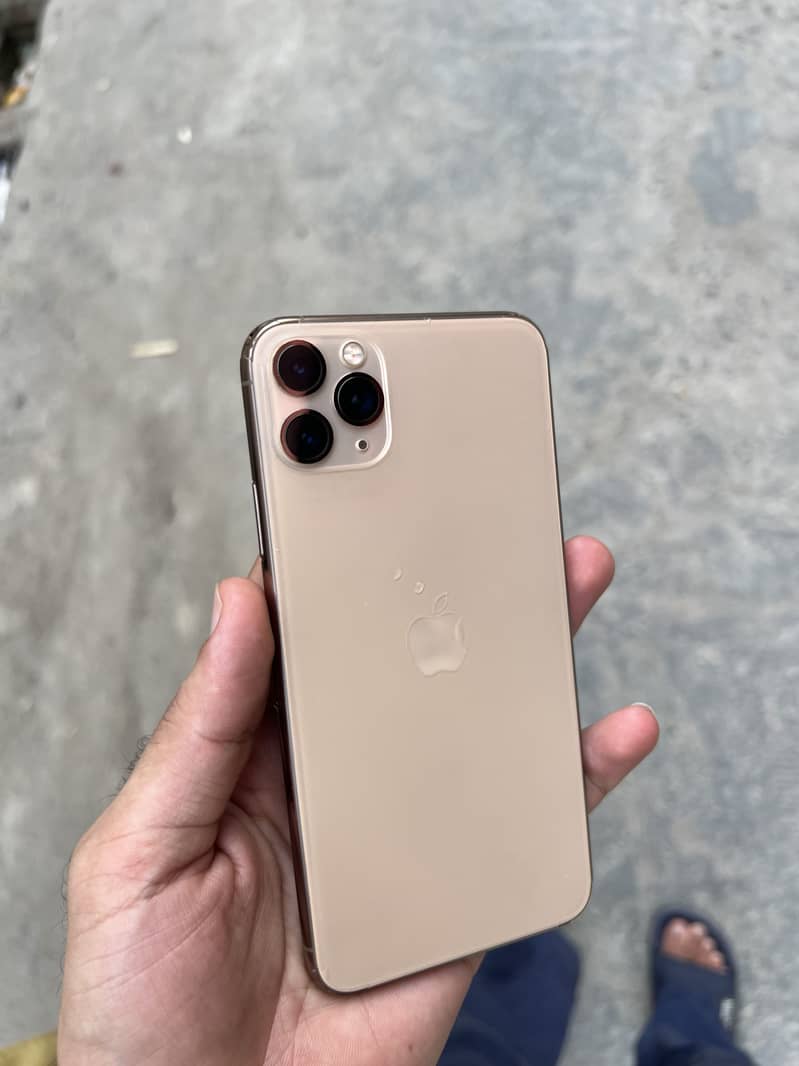 Apple iPhone 11 Pro Max 5