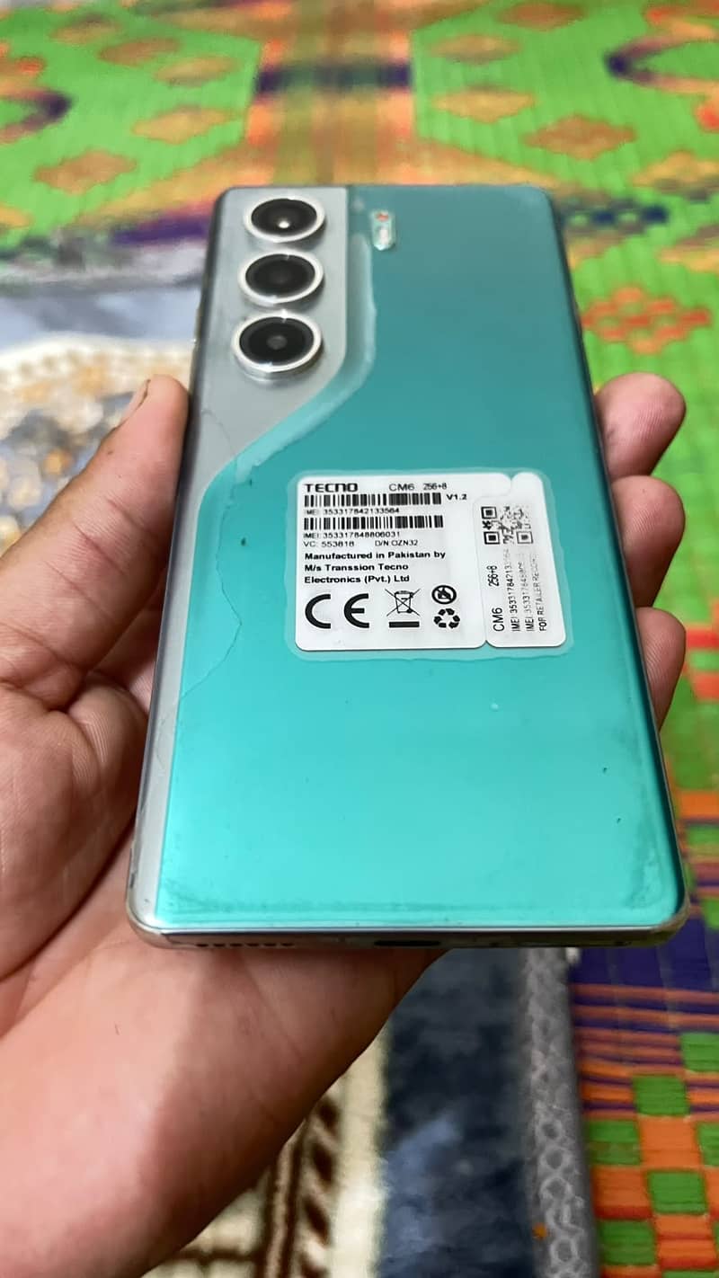 Tecno CAMON 40 Pro 2