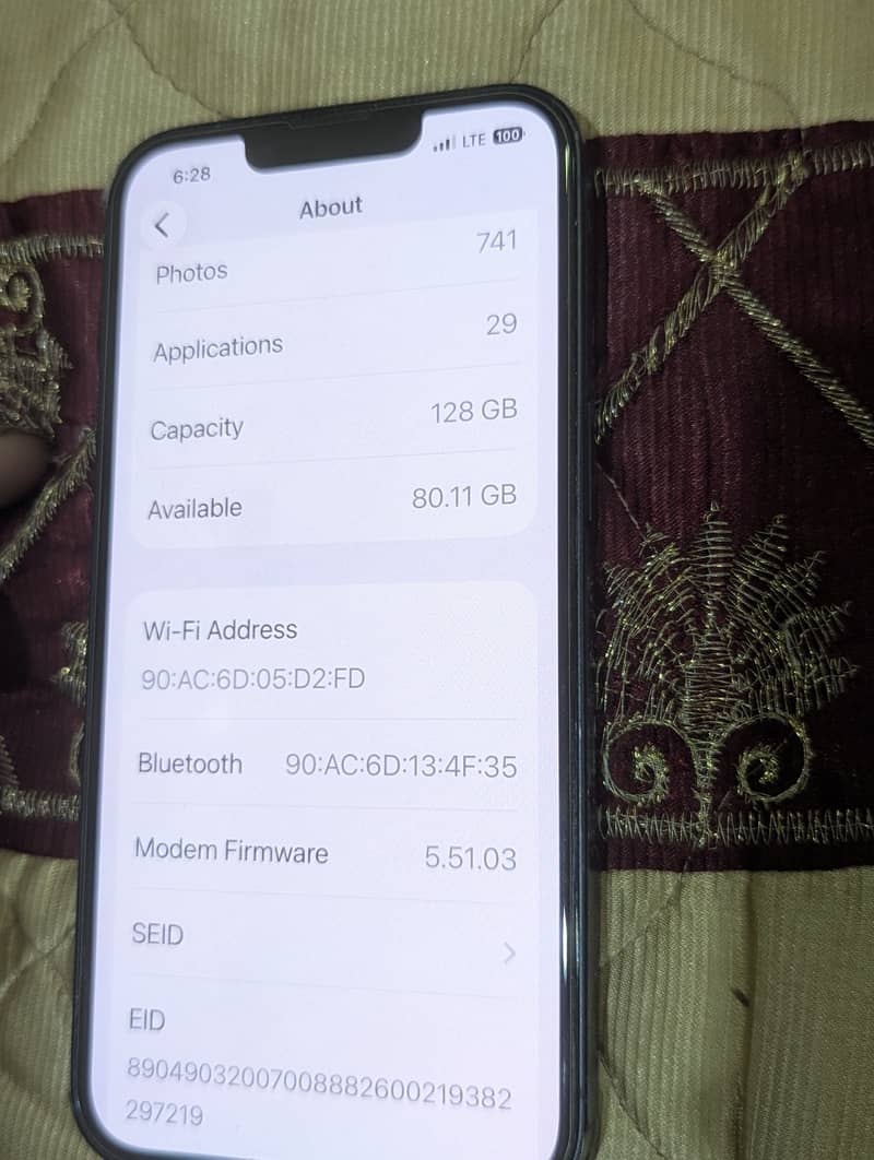 Apple iPhone 13 5