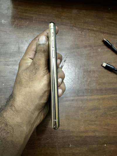 Apple iPhone XS