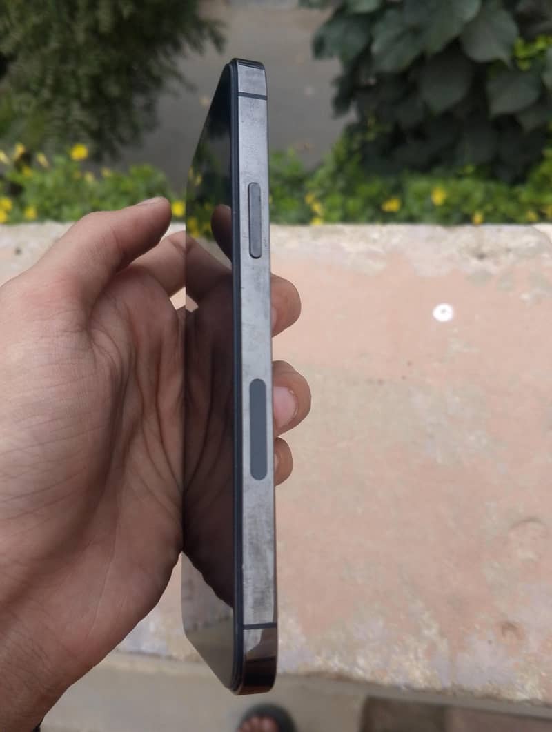 Apple iPhone 12 Pro 5