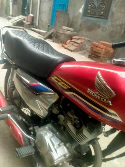 2024-25 honda 125 selfstart