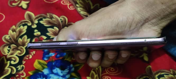 Samsung Mobile Galaxy S9 non pta condition 10by9 ha
