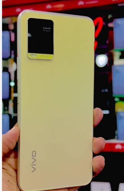 Vivo y33t. 8+128 ,with box charger