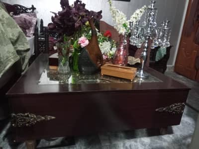 square table with mirror