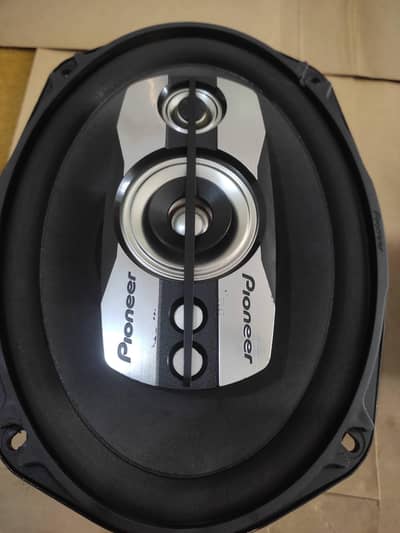 Original Imported branded Genuine Pioneer 7150F Vietnam Speakers 6'9