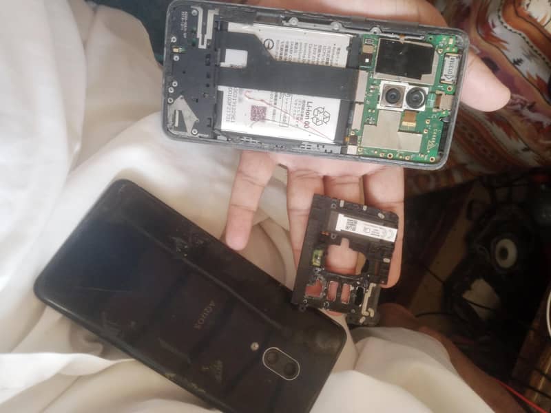 Sharp Aquos Zero 2 2