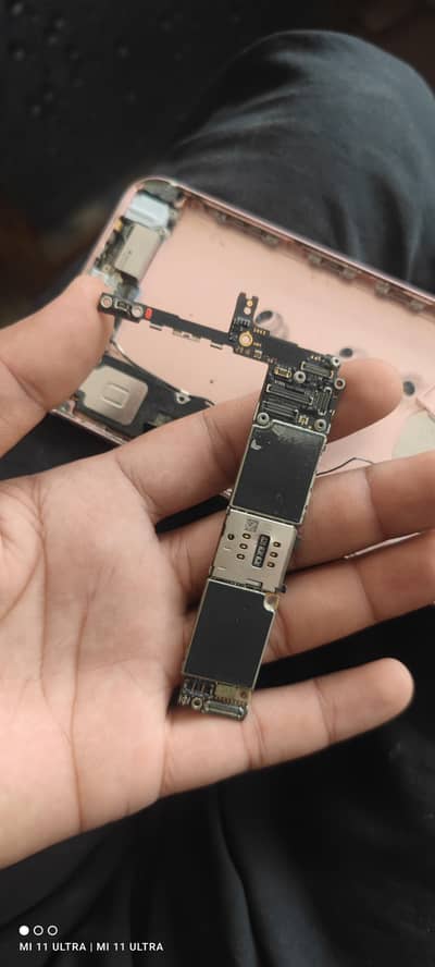 iPhone 6s plus pta borad