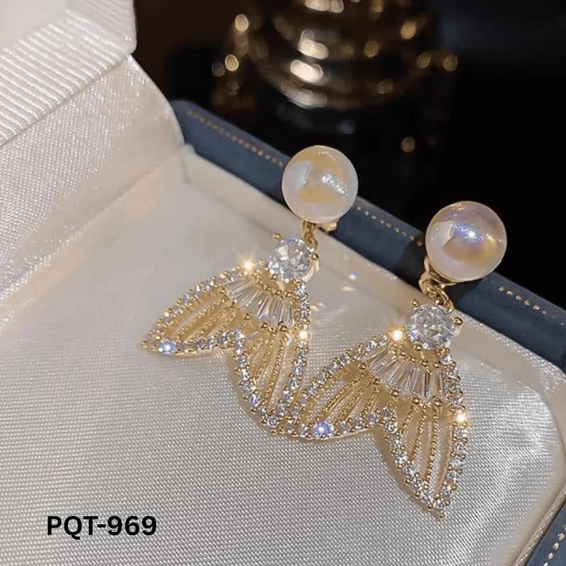 Earrings 4