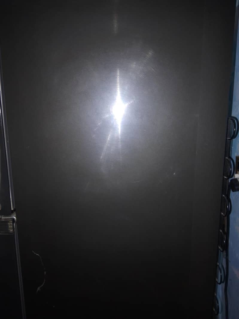 Refrigerator 7