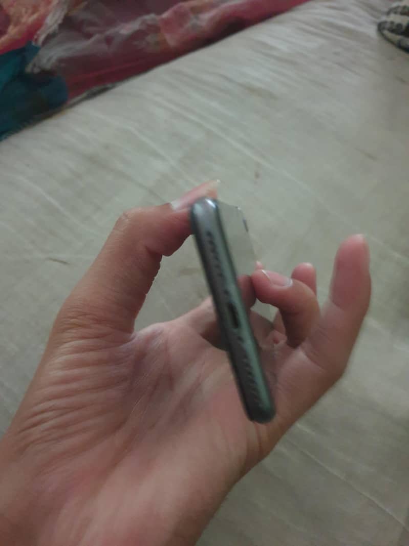 Apple iPhone 8 11