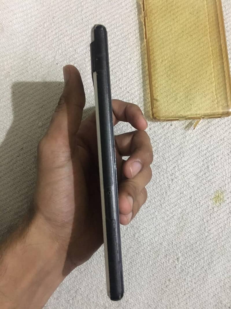 Google Pixel 6a 5