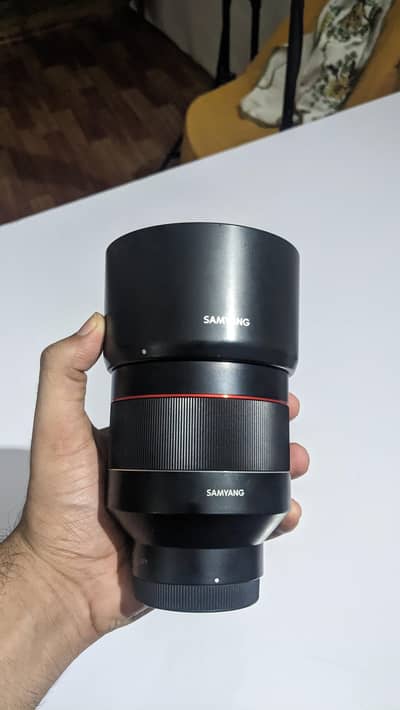 Samsung 1.4 85mm for sale exchange possible