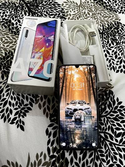 samsung a70 6gb 128gb with box charger  exchange possible 03150815779