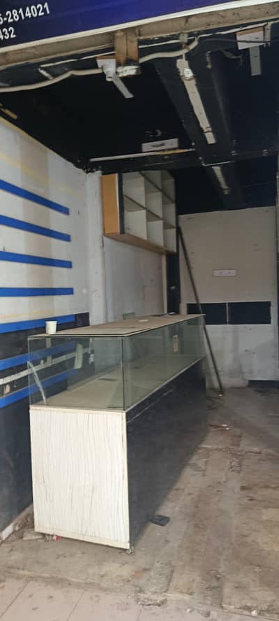 PREMIUM BUSINESS CORNER SHOP FOR RENT