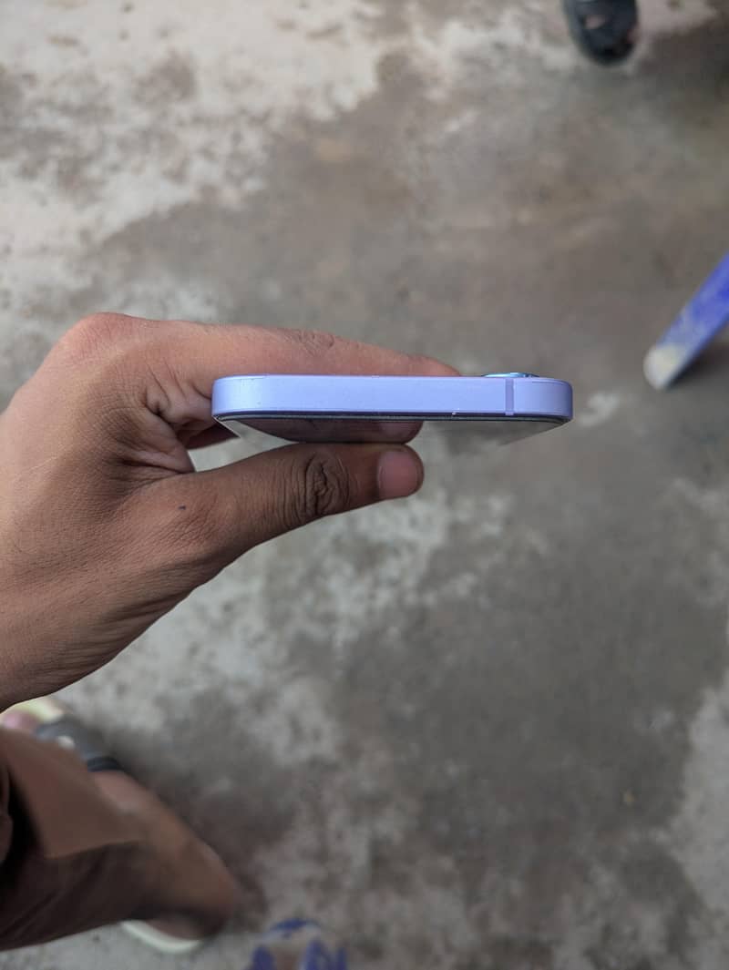 Apple iPhone 12 9