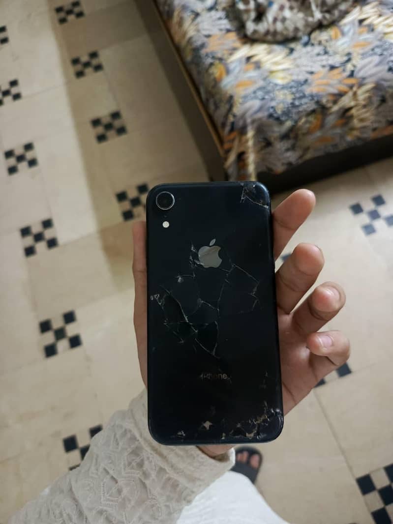 Apple iPhone XR 2