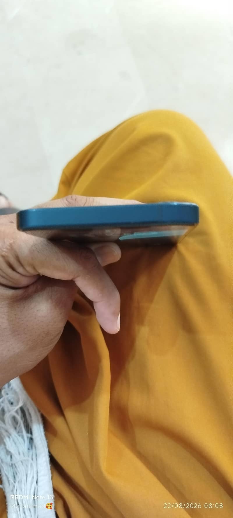 Apple iPhone 12 4