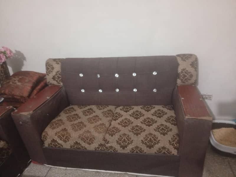 6 setar sofas 1