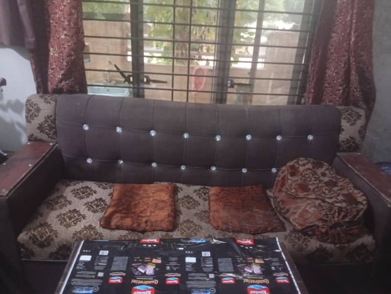 6 setar sofas 2