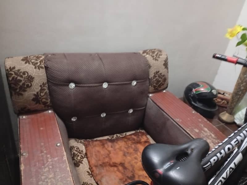 6 setar sofas 3