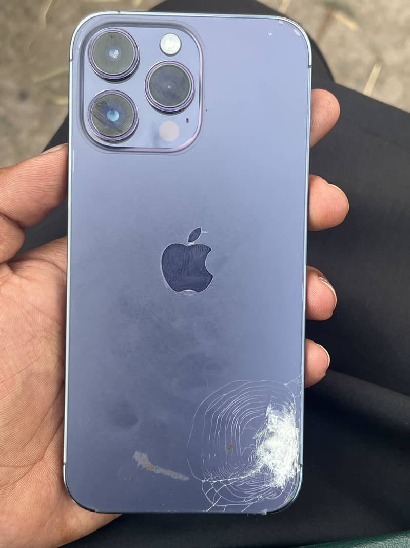 Apple iPhone 14 Pro Max 3