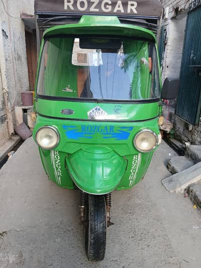 rozgar loder rickshaw total original like new condition