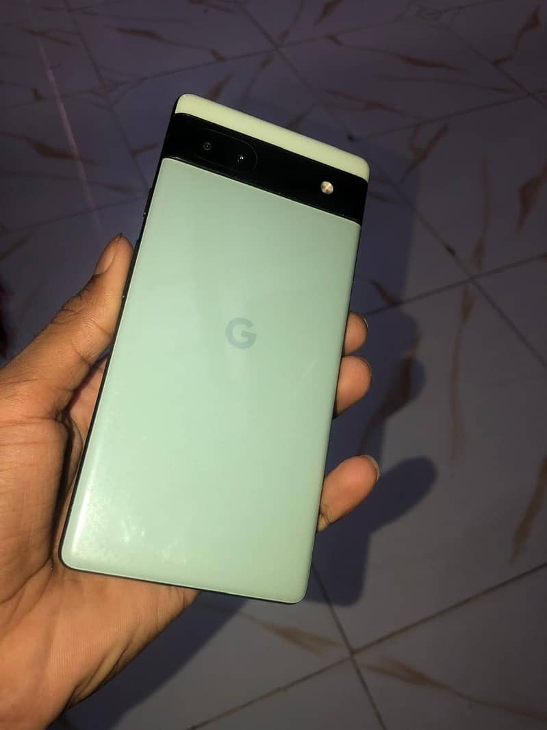 Google Pixel 6a 1