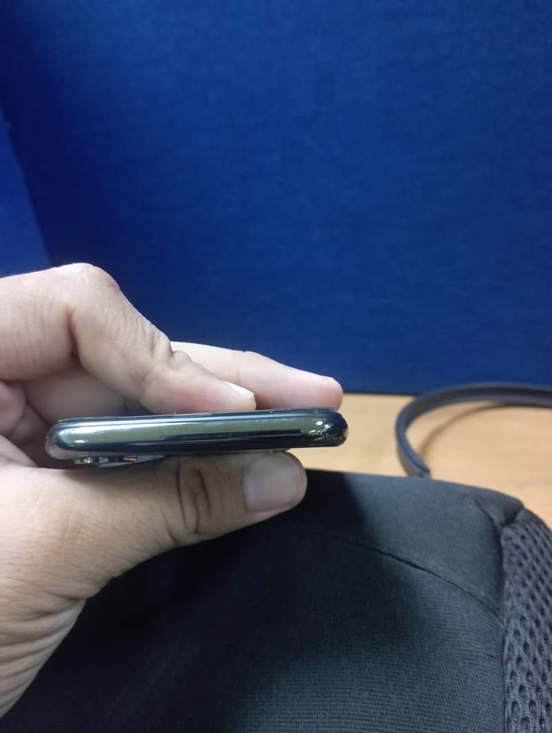 Apple iPhone X 1