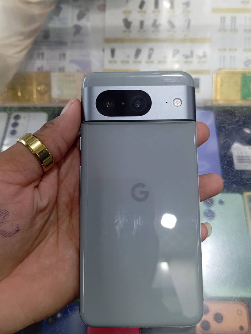 Google Pixel 8 0