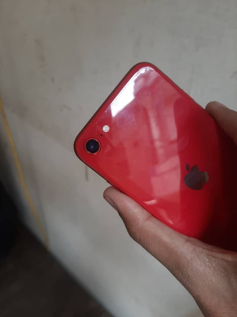 Apple iPhone SE 6
