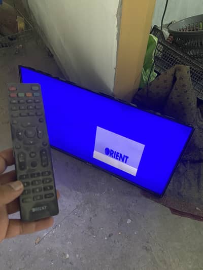 Lcd orient 0/3/0/0/4/9/4/9/3/8/8
