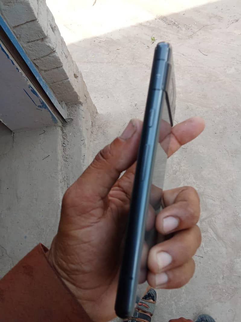 Google Pixel 7 4