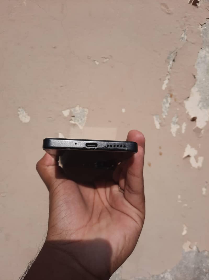 Xiaomi Redmi Note 13 Pro 3
