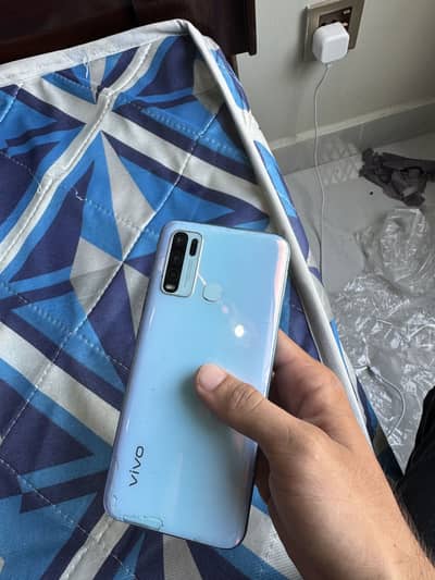 Vivo Y50