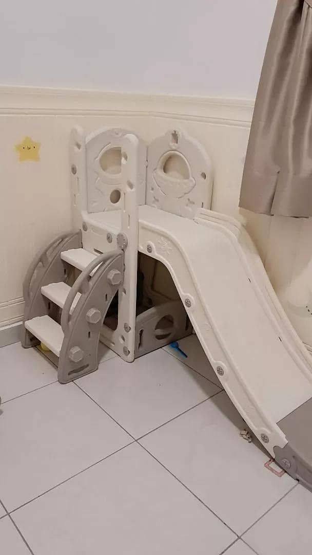 slide 0