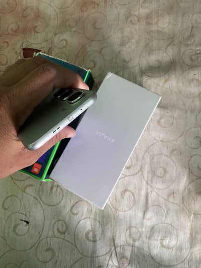 Infinix Hote 60 pro plus edg disply 8-256 with box chrgr 10by10