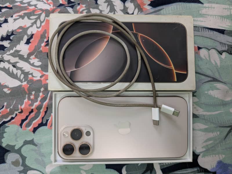 Apple iPhone 16 Pro Max 7